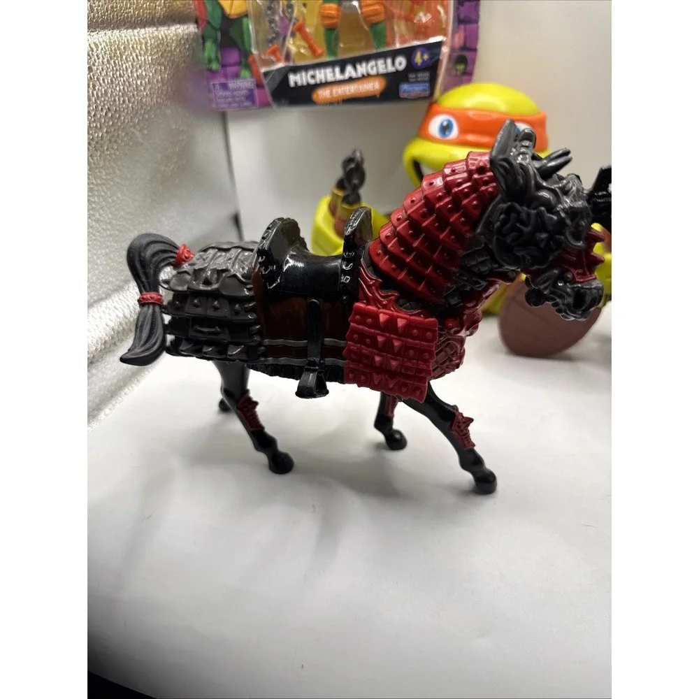 LOT TEENAGE‎ MUTANT NINJA TURTLES ACTION FIGURES Horses